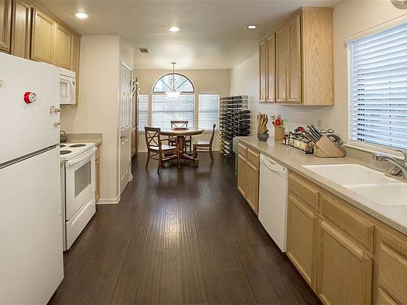5th image of 6117 Pine Vista Way