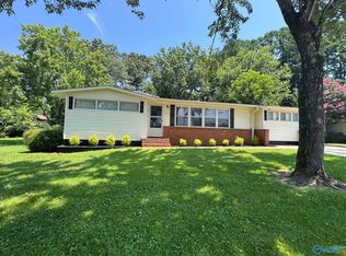 2617 Waltham Dr NE, Huntsville, AL 35811
