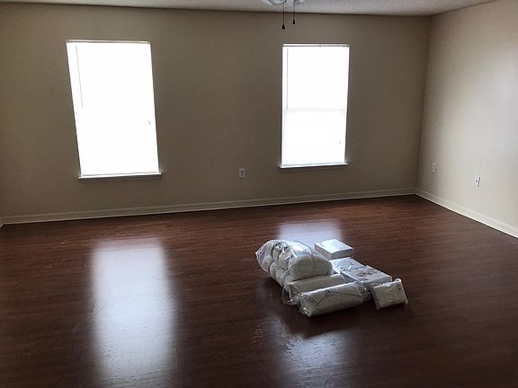 3rd image of 5217 Mansford Pl