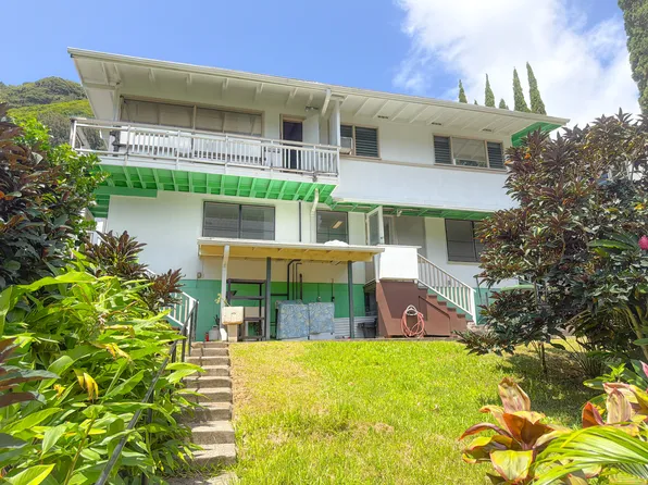 3573 Kumu St #B, Honolulu, HI 96822