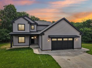 954 Hay Creek Trl, Reedsburg, WI 53959