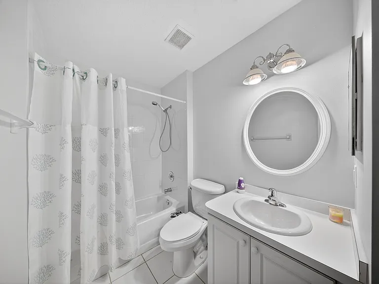 1567 Pheasant Walk #B — Photo 16