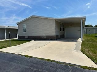 2707 Holmes Dr, Lake Wales, FL 33898