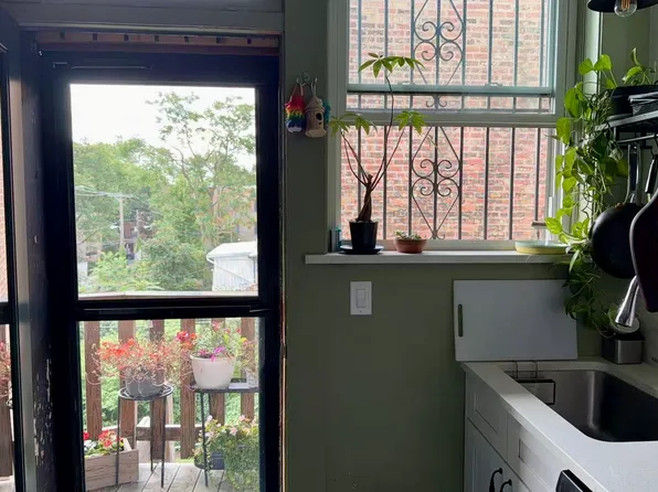 5525 S Blackstone Ave APT 3S, Chicago, IL 60637