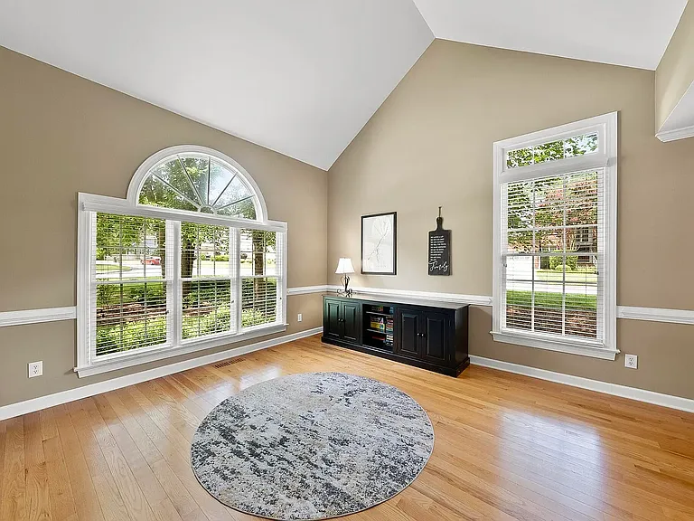 101 Cambay Ct — Photo 4