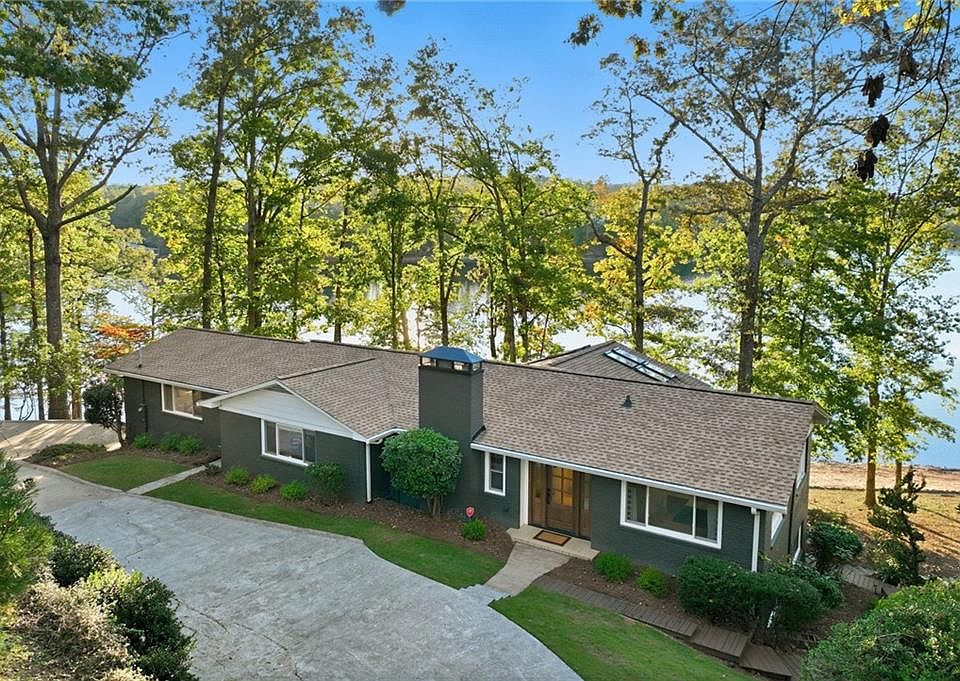 1st image of 7820 Barkers Bend Dr