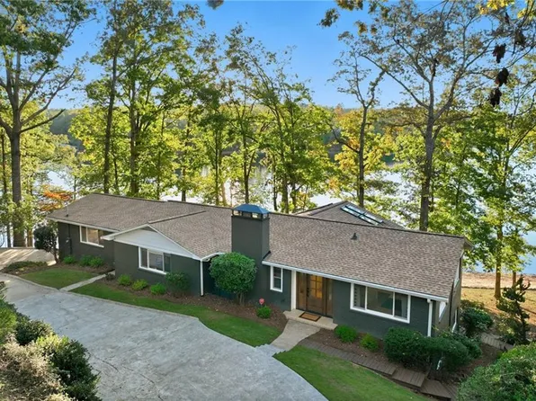 7820 Barkers Bend Dr, Murrayville, GA 30564