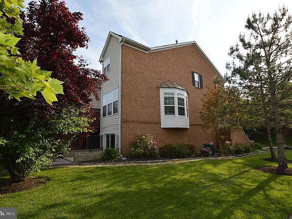 3rd image of 3721 Glebe Meadow Way
