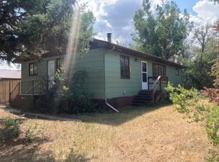 210 6th St W #W, Chester, MT 59522