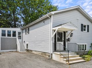 25 Carver St, Worcester, MA 01604