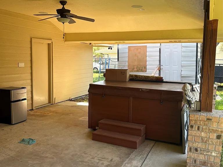 8450 Bigwood St — Photo 12