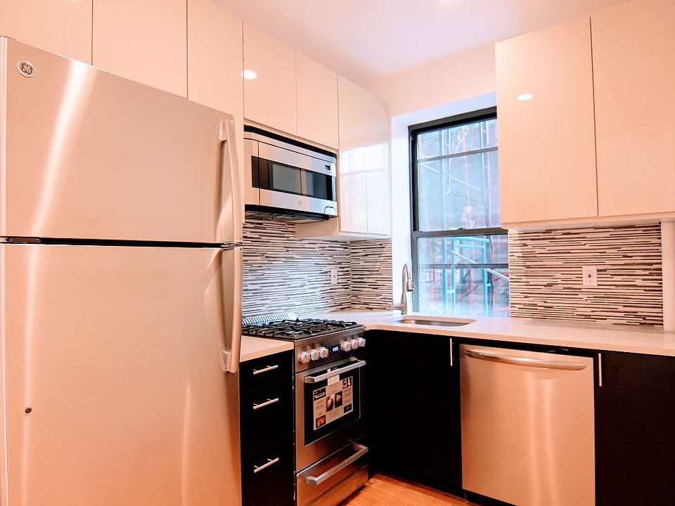1st image of 24 Charles St APT 17