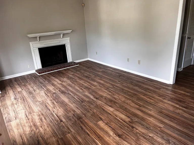 1690 Cedar Bluff Way — Photo 12