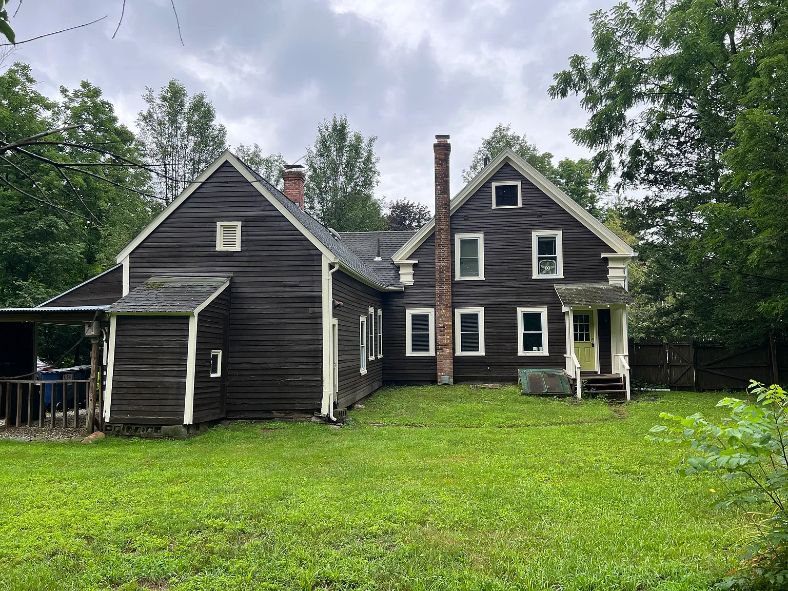 6 bed, 2037 sqft, $5,100 — Photo 2