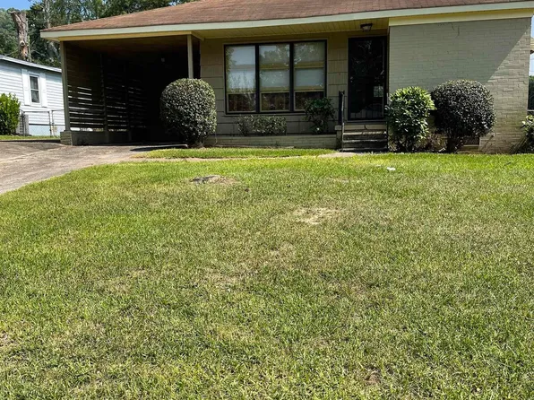 8637 9th Court Cir S, Birmingham, AL 35206