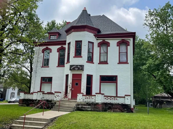 North Street Suites, 1011 North St #5, Logansport, IN 46947