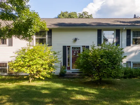 1 Corttiss Road, Thompson, CT 06255