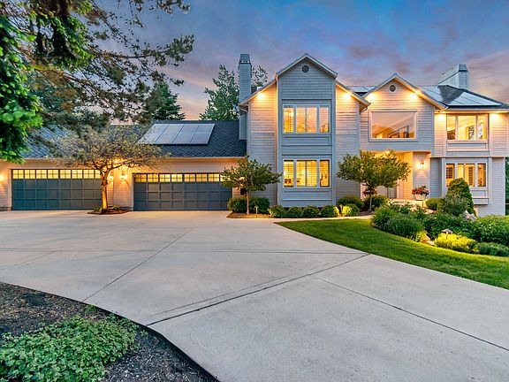 2nd image of 23 Altawood Ln