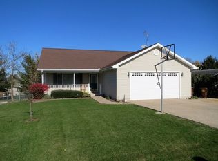 700 W Fulton St, Polo, IL 61064
