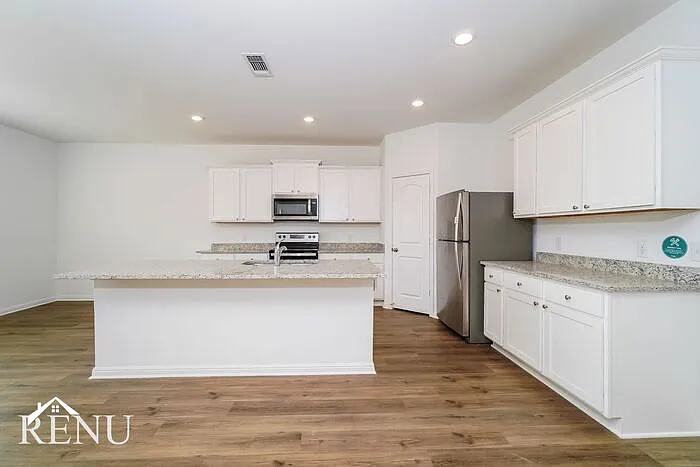 156 Scarborough Bnd — Photo 5