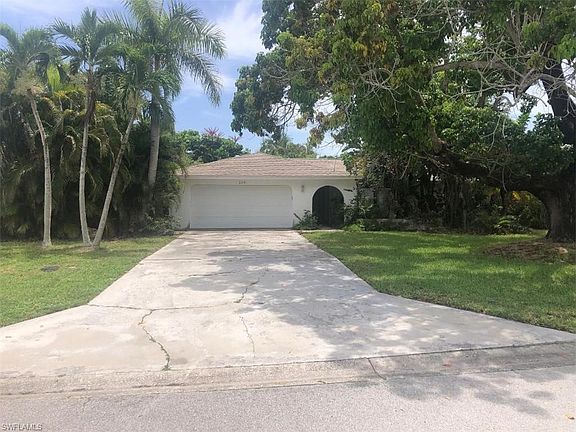 2nd image of 224 Pine Valley CIR