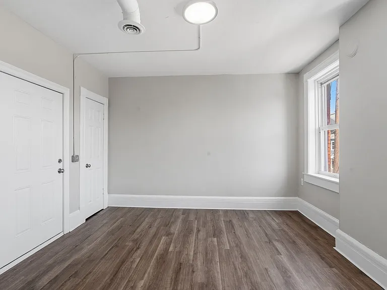 293-299 Clemente Street — Photo 15