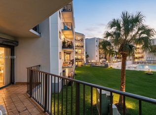 Versailles Plaza Condo, Hialeah, FL 33012