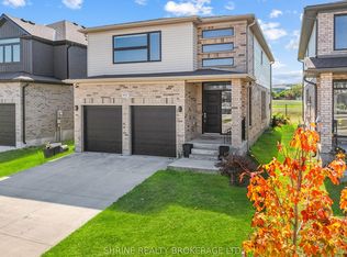 957 Holtby Ct, London, ON N6G 0W9