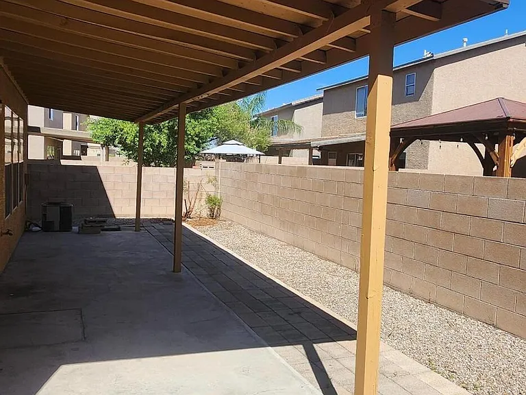 1058 W Sea Star Dr — Photo 17
