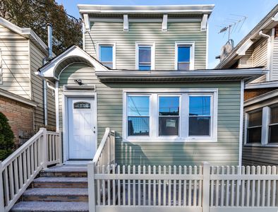10005 90th Ave, Jamaica, NY, 11418