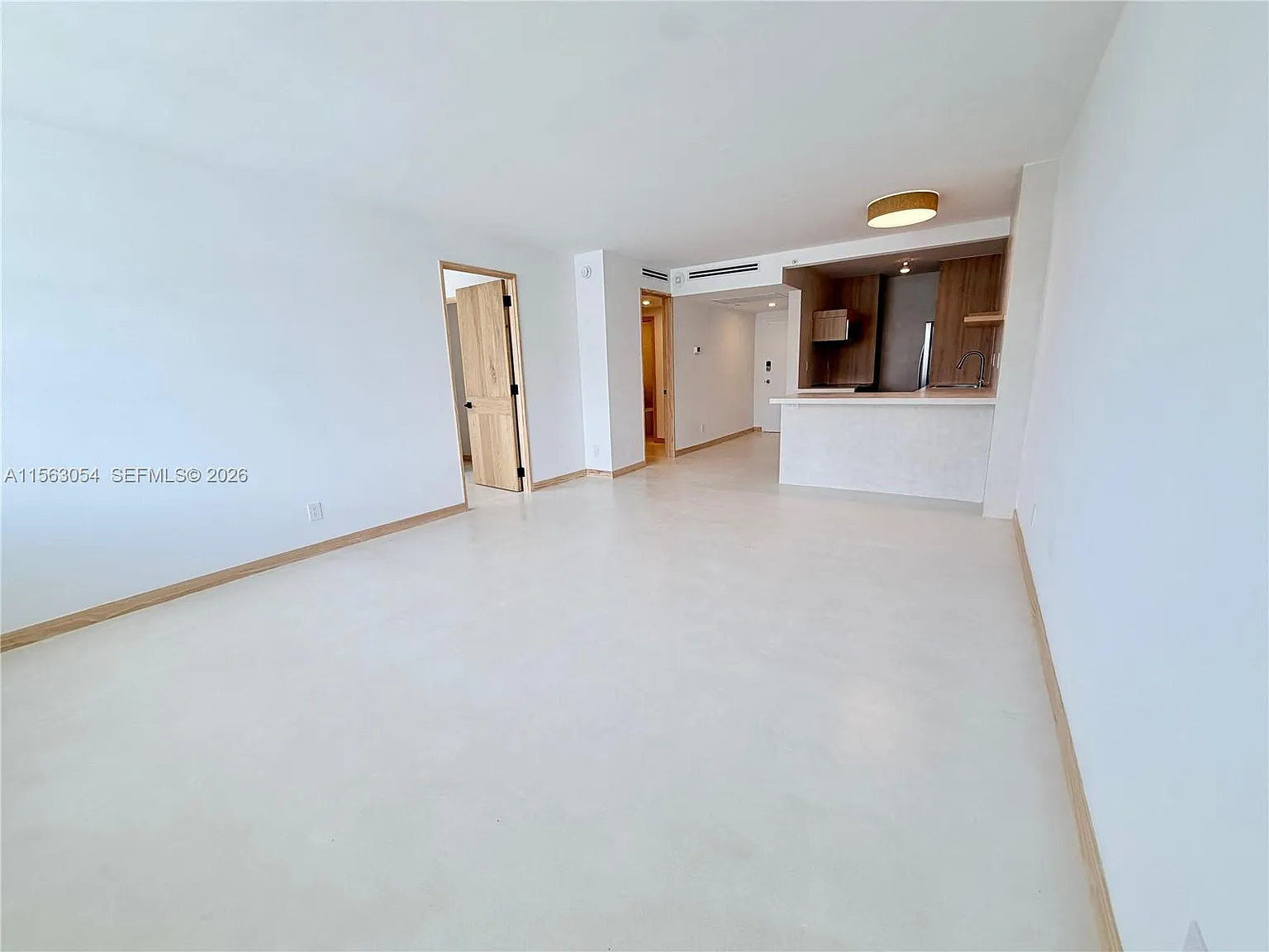 The Decoplage Condo — Photo 3