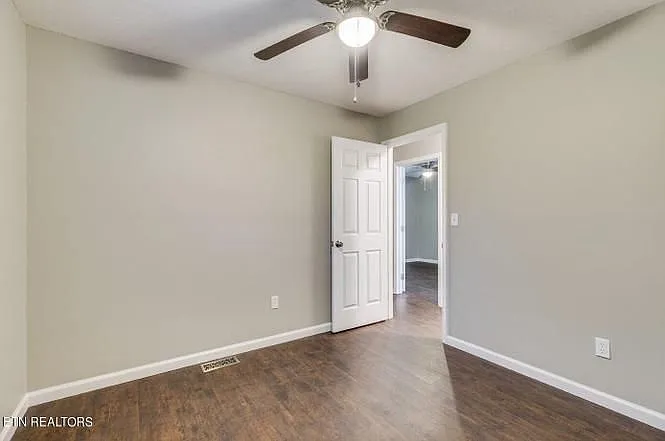 1724 Boone Cir — Photo 21