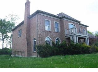 9811 Farmstead Dr, Loveland, OH 45140