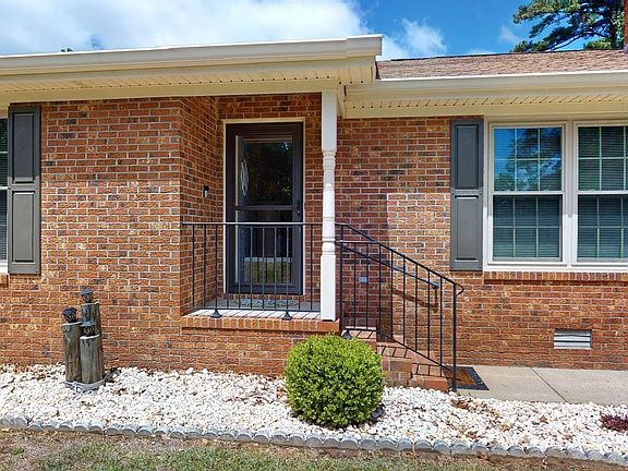 5th image of 203 N Cottonwood Drive