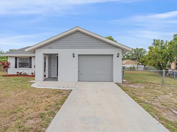 2364 Spring Oaks Ln, Sarasota, FL 34234