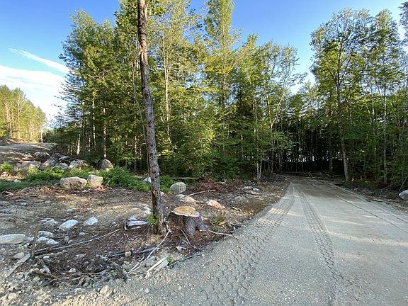 4th image of M154L7 Twin Springs Road