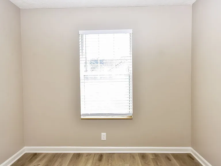 2000 Mansker Dr — Photo 14