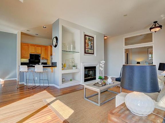 5th image of 212 Warbler Ln