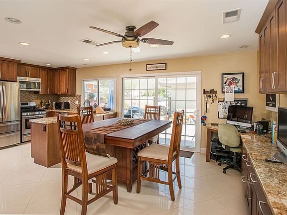 5th image of 20327 Cedarcreek St