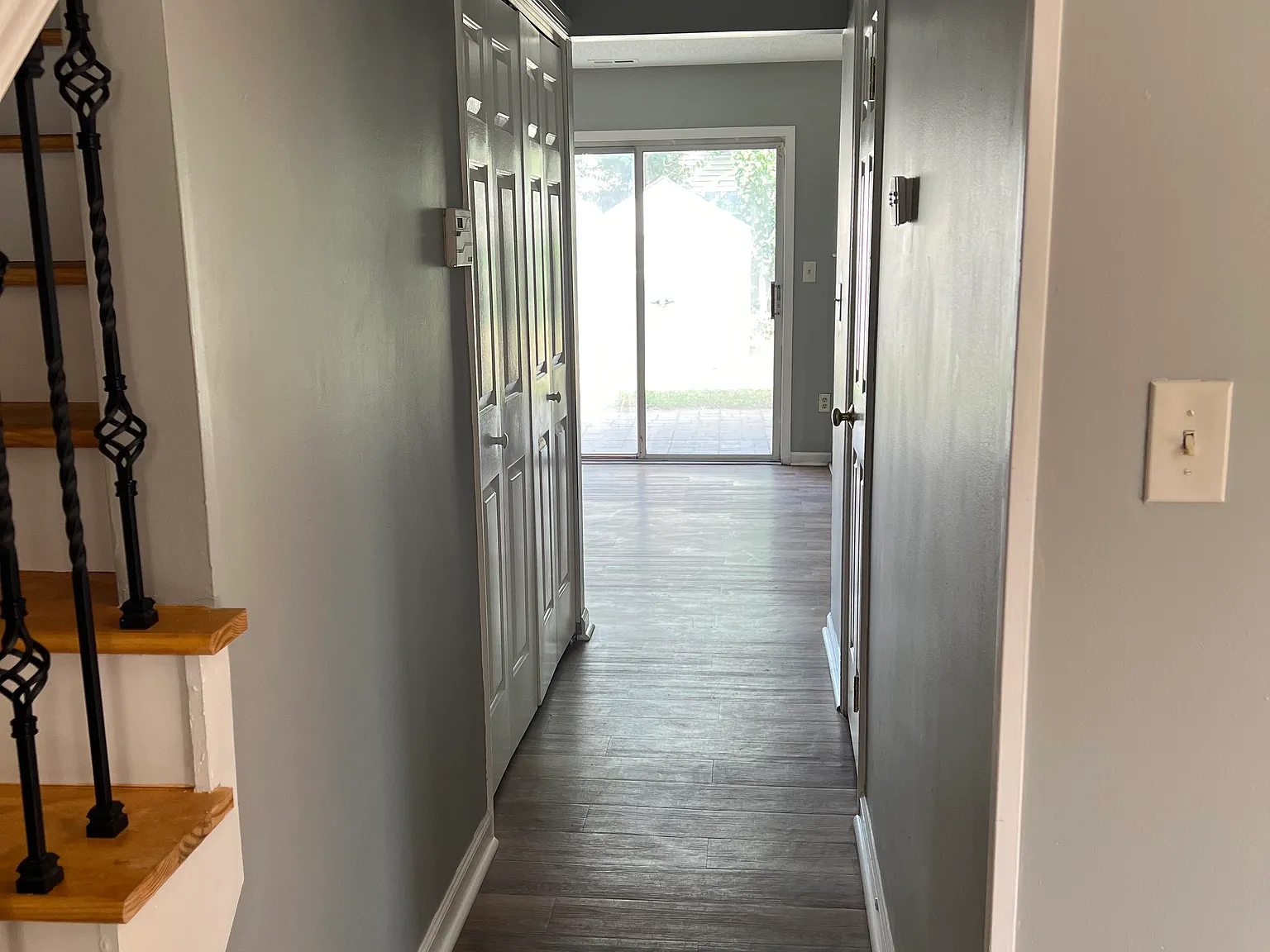 3 bed, 2.5 bath, 1275 sqft, $2,450 — Photo 4