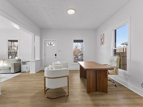 5th image of 113 S Traub Ave