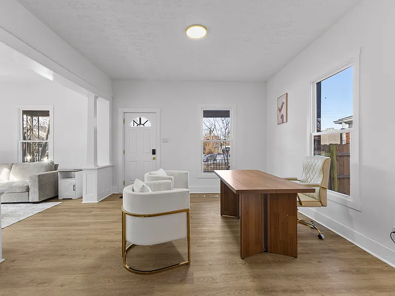 113 S Traub Ave — Photo 5