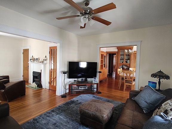 Living Rooom / Dinning Room / Den