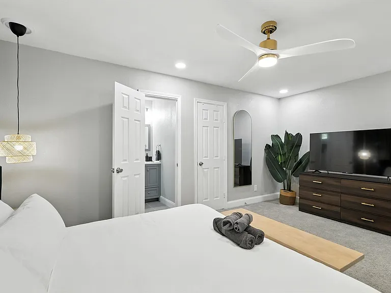 1231 Springbrook Cir — Photo 19