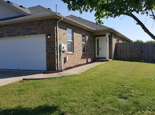 367 Cottage Dr, Gallatin, TN 37066