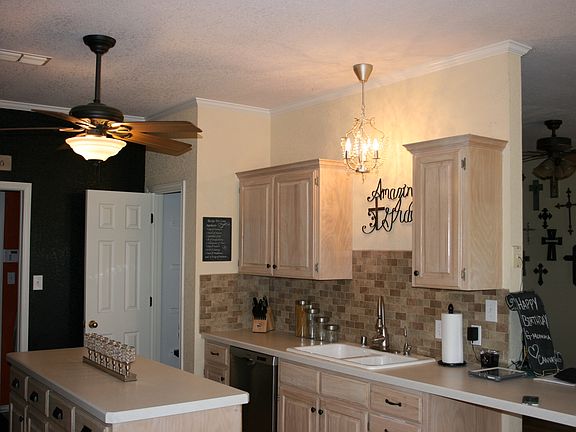 4th image of 5509 San Saba Ct