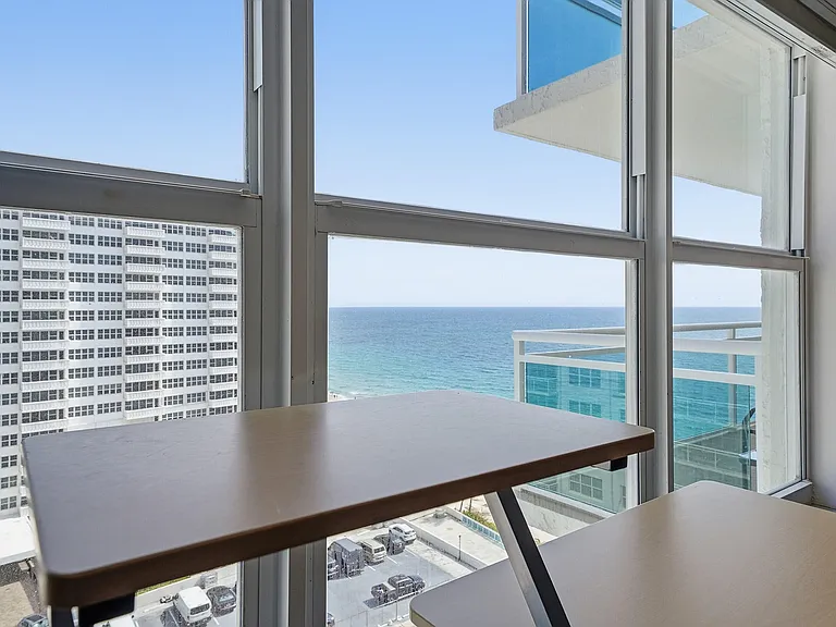 3900 Galt Ocean Dr #1116 — Photo 23