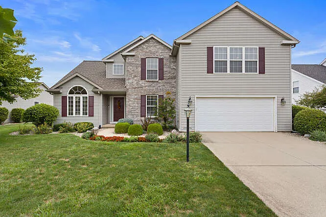 2604 Pine Valley Dr photo 1