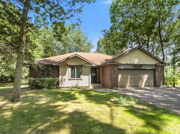 S3660 N Bent Tree Dr, Baraboo, WI 53913