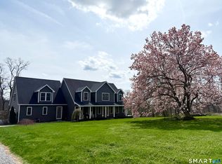 195 Hinman Rd, Watertown, CT 06795